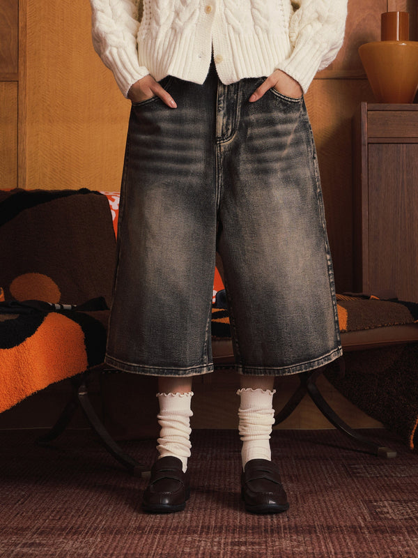 HEIGHT:5'9" WEIGHT:115LBS WEARING:28