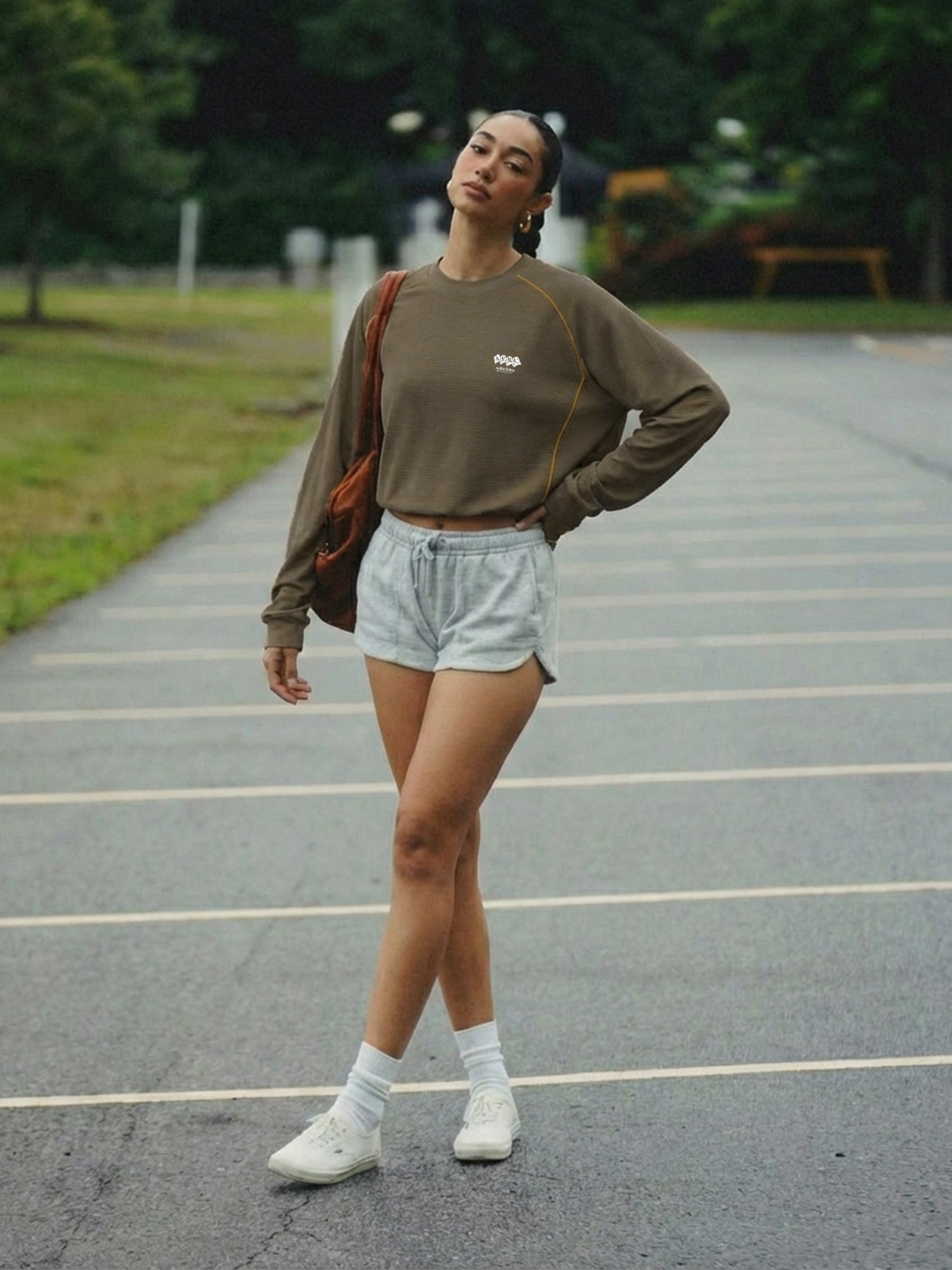 HEIGHT:5'8'' WEIGHT:115LBS WEARING:M