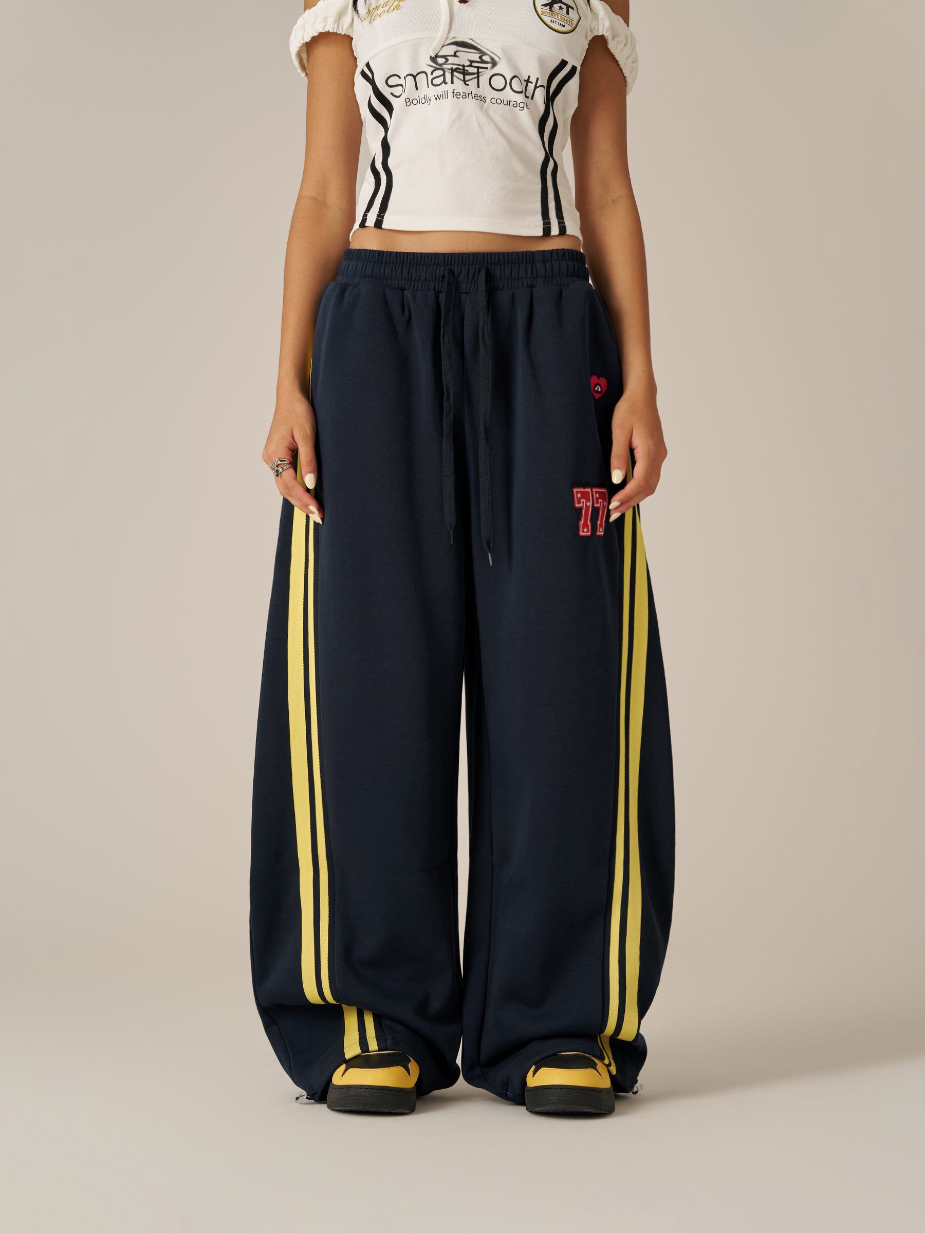 AELFRIC EDEN ストライプパンツ ブラック Aelfric Eden Stripe Baggy Barrel Sweatpants – Aelfric eden