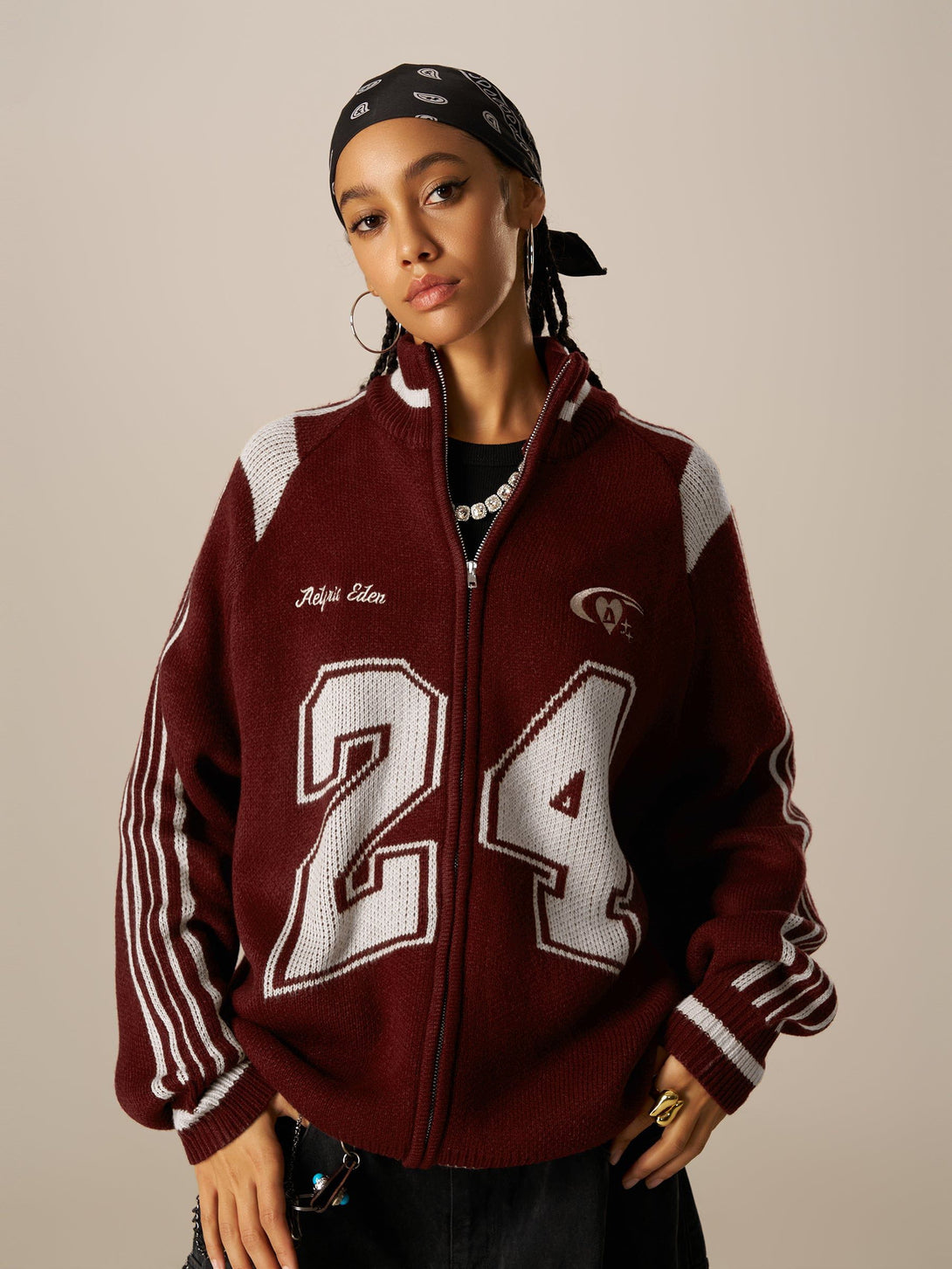 HEIGHT:5'9'' WEIGHT:99LBS WEARING:L