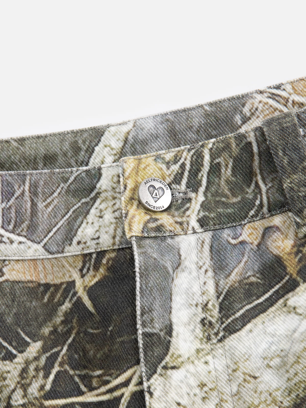 Aelfric Eden Leaf CAMO Baggy Barrel Pants