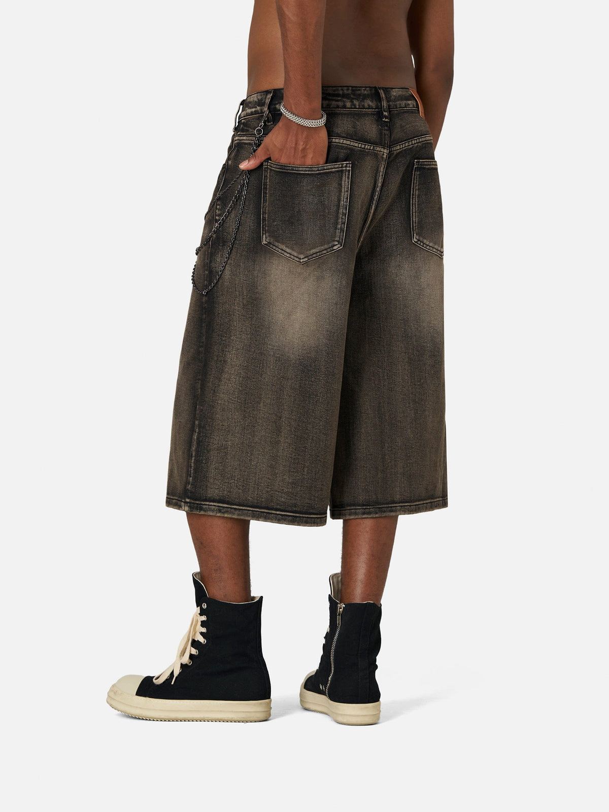 Aelfric Eden Vintage Washed Longline Jorts